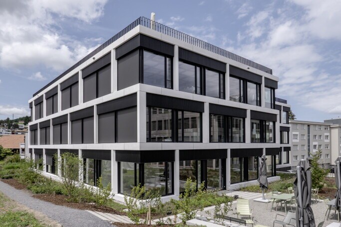 Intern International Trade (12 months), 1. Bild
